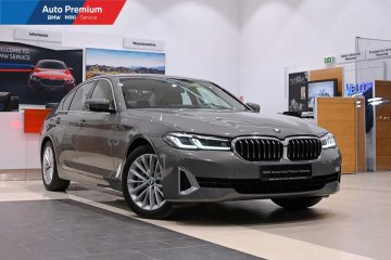 540d xDrive~Repair Inclusive~Service Inclusive~Luxury Line